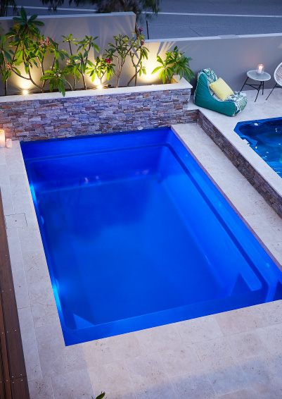 how-to-incorporate-plunge-pools-into-your-outdoor-space-blogimage1-m