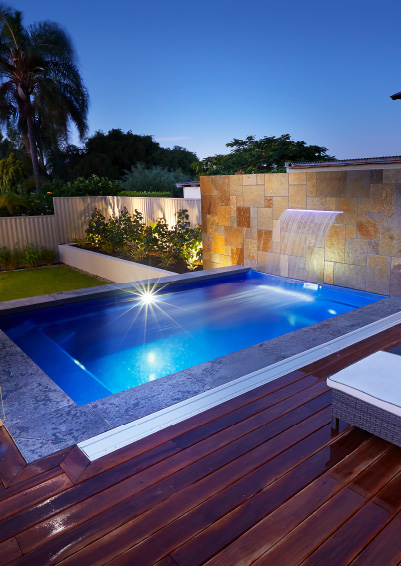 how-to-incorporate-plunge-pools-into-your-outdoor-space-blogimage2-m